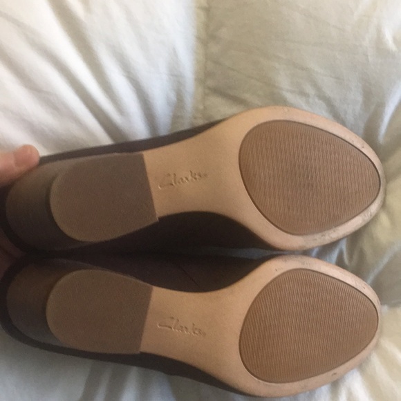 Brand new pair of Clark Cushion Shoe - Picture 4 of 6